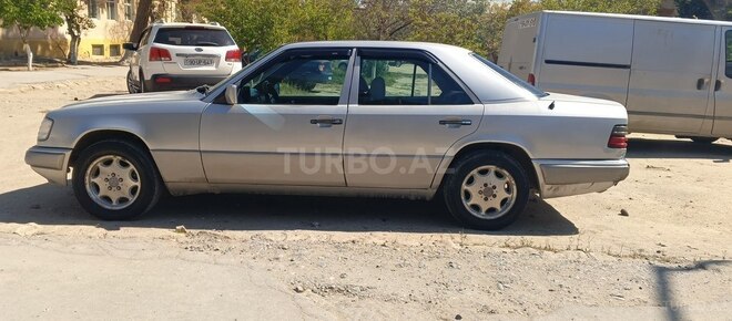 Mercedes E 300 d 1993, 783,980 km - 3.0 l - Sumqayıt