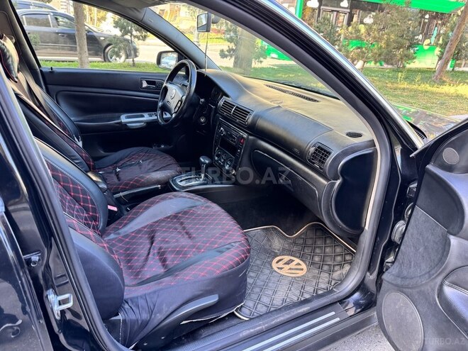 Volkswagen Passat 2002, 284,000 km - 1.8 л - Bakı