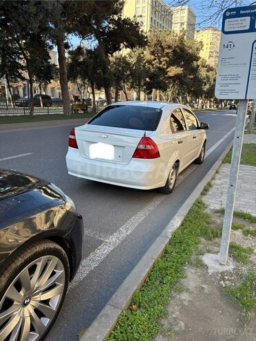 Chevrolet Aveo-2