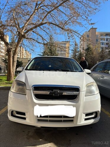 Chevrolet Aveo-1