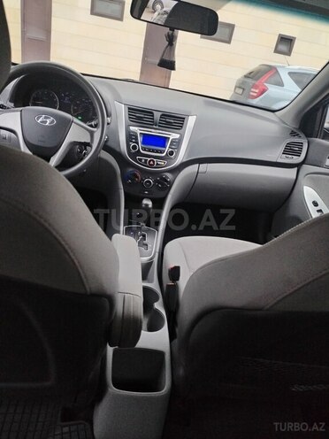 Hyundai Accent 2014, 200,000 km - 1.6 l - Xaçmaz