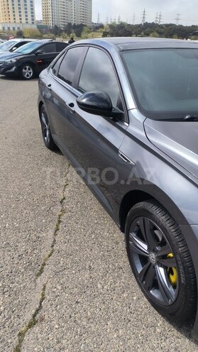 Volkswagen Jetta 2018, 108,000 km - 1.4 l - Bakı