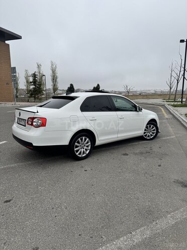 Volkswagen Jetta-3