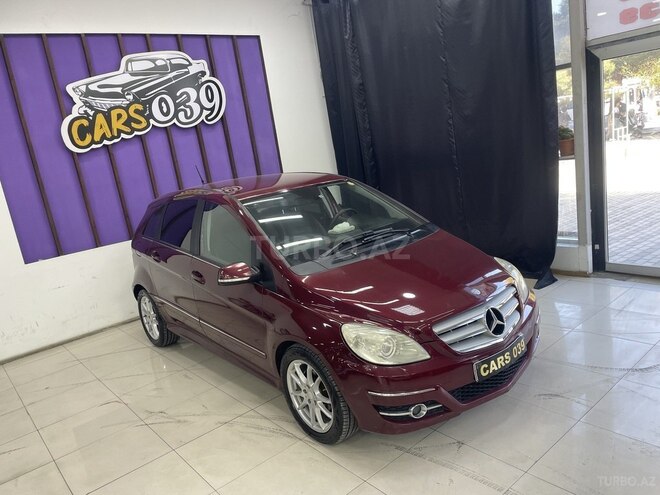 Mercedes B 180 2009, 211,000 km - 1.7 l - Sumqayıt