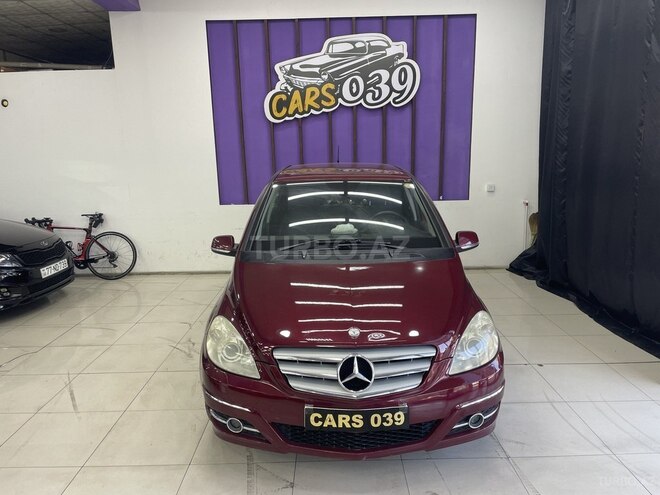 Mercedes B 180 2009, 211,000 km - 1.7 l - Sumqayıt