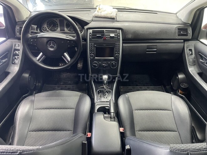 Mercedes B 180 2009, 211,000 km - 1.7 l - Sumqayıt