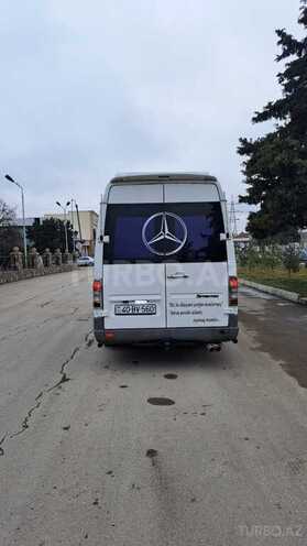 Mercedes Sprinter 313 2001, 350,000 km - 2.7 л - Quba