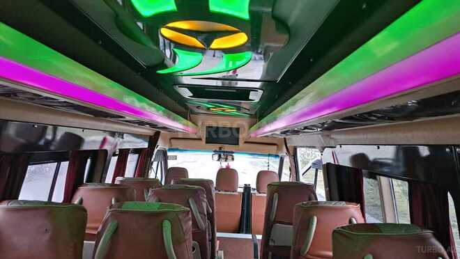 Mercedes Sprinter 313 2001, 350,000 km - 2.7 л - Quba