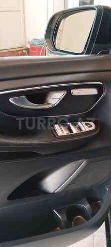 Mercedes V 220 2018, 125,350 km - 2.2 л - Bakı