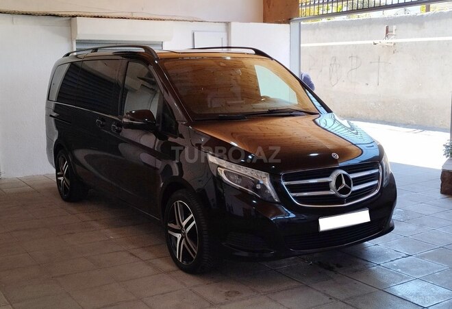 Mercedes V 220 2018, 125,350 km - 2.2 л - Bakı