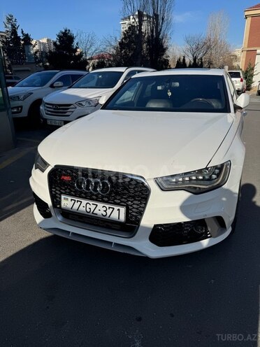 Audi A6 2014, 276,500 km - 3.0 l - Bakı