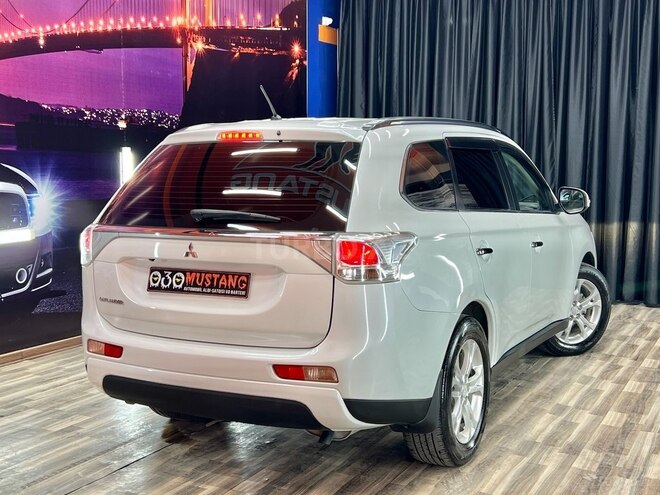 Mitsubishi Outlander 2013, 167,858 km - 2.4 l - Sumqayıt