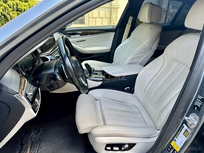 BMW 530-16