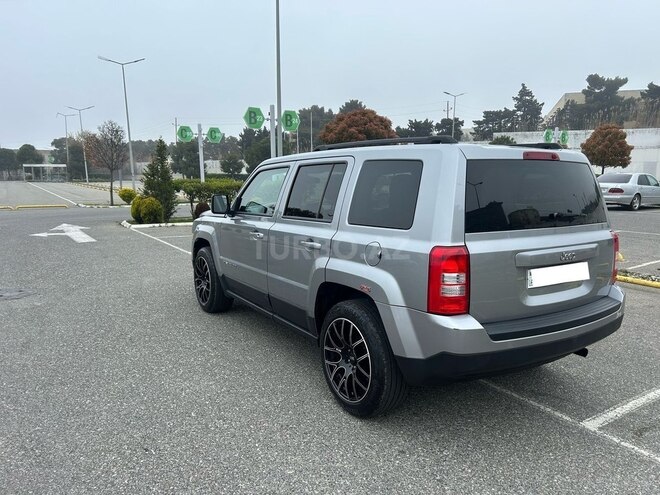 Jeep Patriot 2015, 160,000 km - 2.0 l - Bakı
