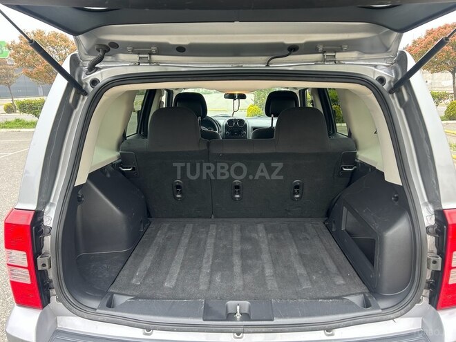 Jeep Patriot 2015, 160,000 km - 2.0 l - Bakı