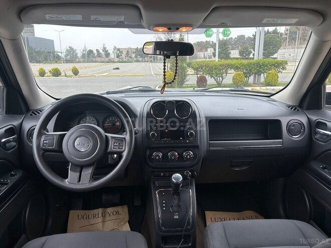 Jeep Patriot 2015, 160,000 km - 2.0 l - Bakı