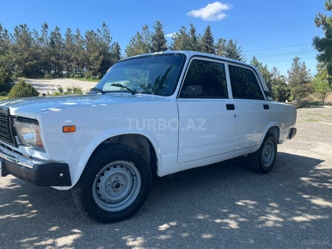 LADA (VAZ) 2107 2004, 95,000 km - 1.6 l - Yevlax
