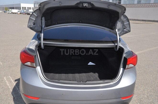 Hyundai Elantra 2015, 222,220 km - 1.6 л - Gəncə