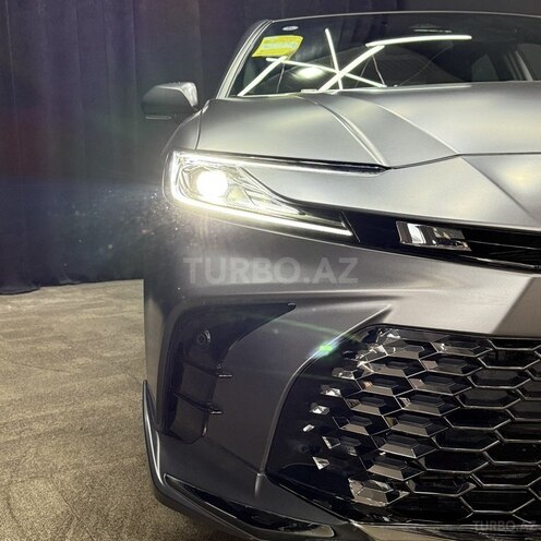 Toyota Camry-19