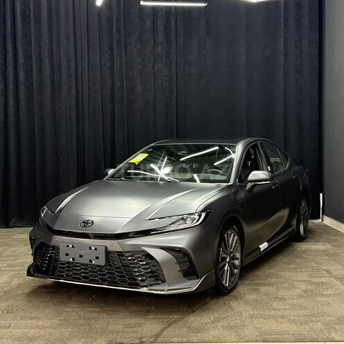 Toyota Camry-1
