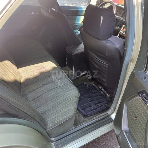 Mercedes E 200 1985, 666,666 km - 2.0 l - İsmayıllı