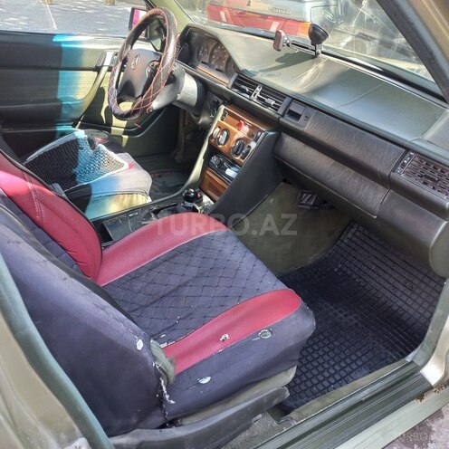 Mercedes E 200 1985, 666,666 km - 2.0 l - İsmayıllı