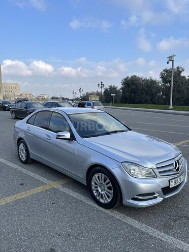 Mercedes C 180 2011, 283,000 km - 1.8 л - Bakı