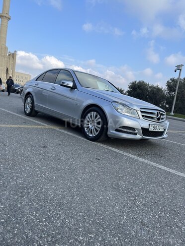 Mercedes C 180 2011, 283,000 km - 1.8 л - Bakı