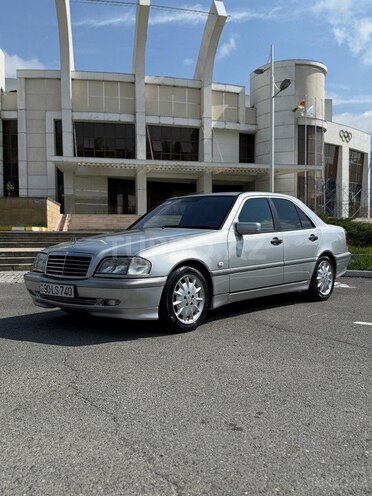 Mercedes C 200 2000, 290,000 km - 2.0 л - Qəbələ