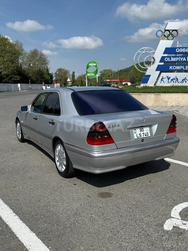 Mercedes C 200 2000, 290,000 km - 2.0 л - Qəbələ