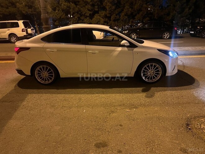 Hyundai Accent 2022, 51,000 km - 1.6 l - Bakı