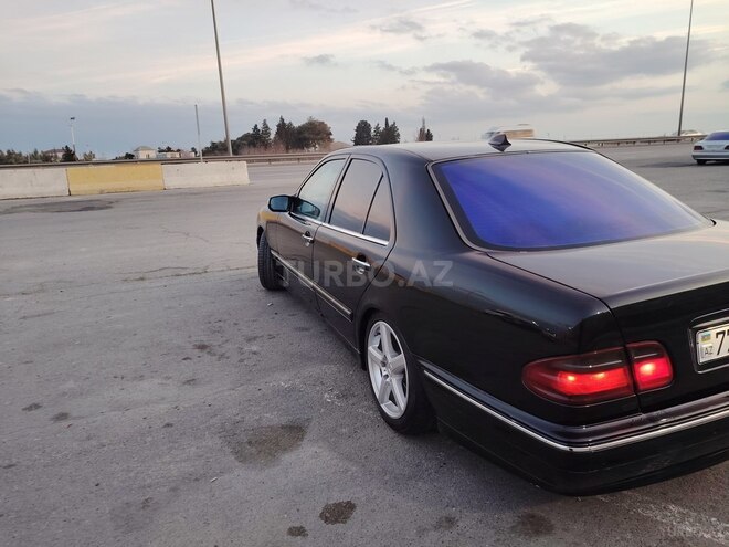 Mercedes E 270 2001, 365,000 km - 2.7 l - Bakı