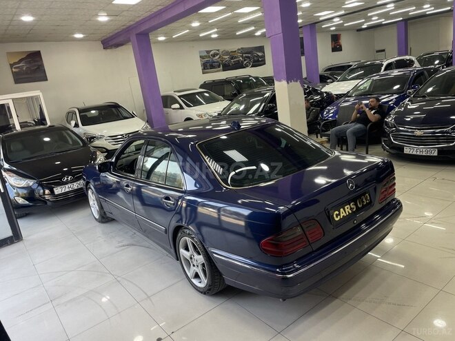 Mercedes E 240 1999, 421,000 km - 2.4 l - Sumqayıt
