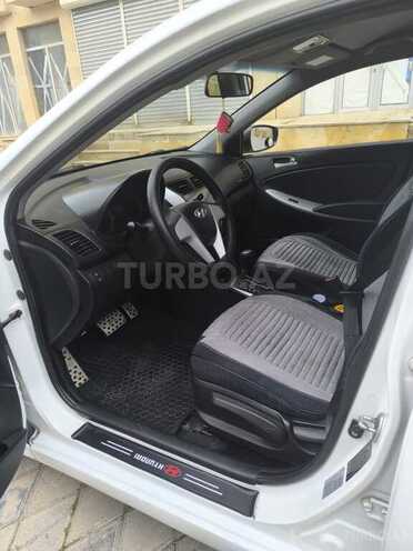 Hyundai Accent 2014, 271,400 km - 1.4 л - Şirvan