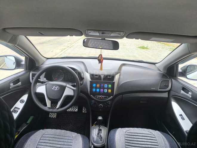 Hyundai Accent 2014, 271,400 km - 1.4 л - Şirvan
