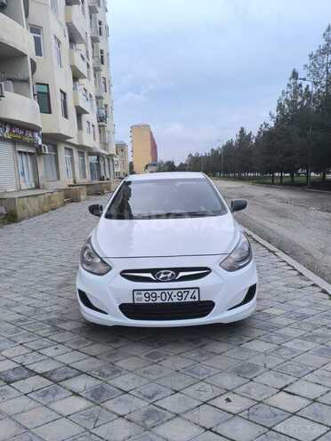 Hyundai Accent 2014, 271,400 km - 1.4 л - Şirvan