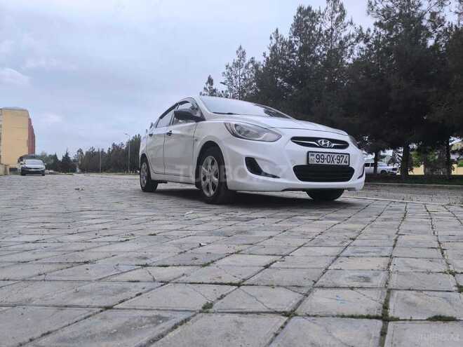 Hyundai Accent 2014, 271,400 km - 1.4 л - Şirvan
