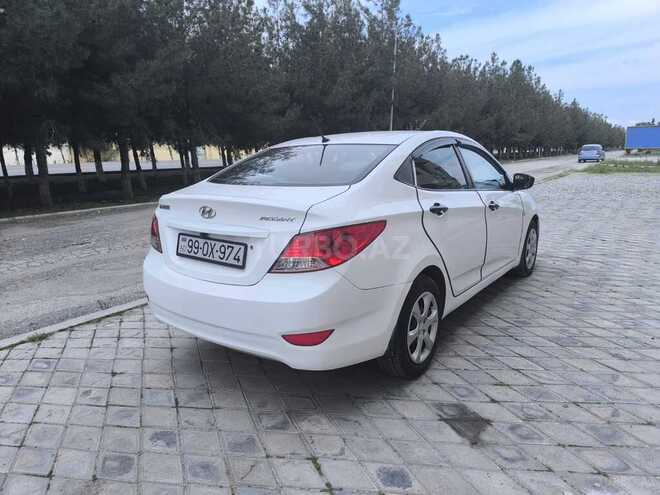 Hyundai Accent 2014, 271,400 km - 1.4 л - Şirvan