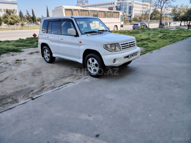 Mitsubishi Pajero io 1999, 32,000 km - 1.8 l - Bakı