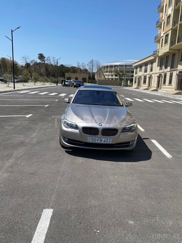 BMW 528 2013, 285,000 km - 2.0 l - Sumqayıt