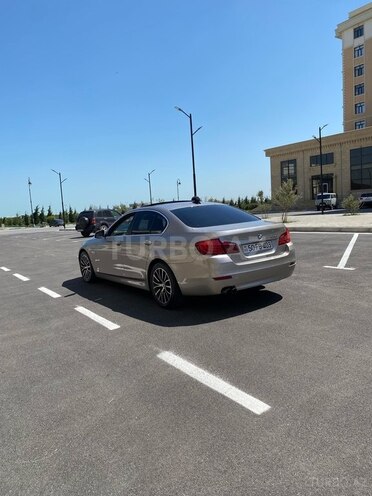 BMW 528 2013, 285,000 km - 2.0 l - Sumqayıt