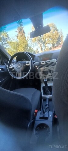 Opel Astra 2008, 315,000 km - 1.4 l - Qazax