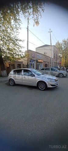 Opel Astra 2008, 315,000 km - 1.4 l - Qazax
