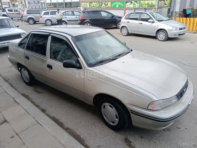 Daewoo Nexia 2007, 290,000 km - 1.5 l - Qusar