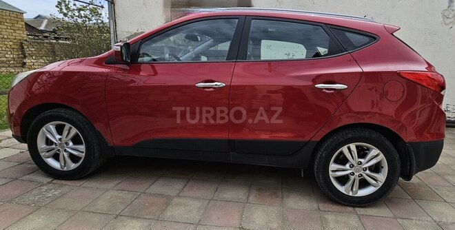 Hyundai ix35 2013, 155,000 km - 2.0 л - Bakı