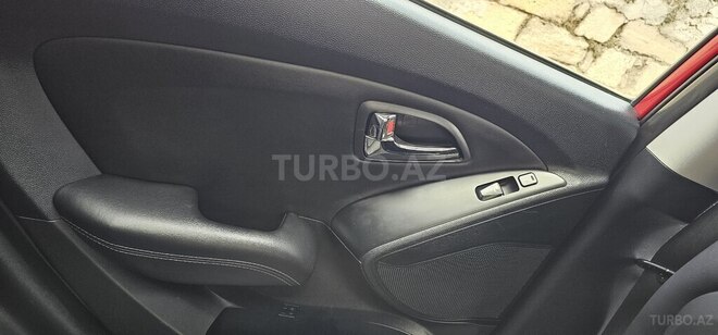 Hyundai ix35 2013, 155,000 km - 2.0 л - Bakı