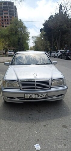 Mercedes C 180 1999, 320,000 km - 1.8 л - Bakı