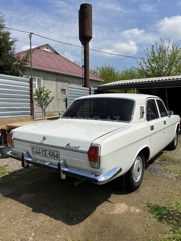 GAZ 24-10 1988, 87,000 km - 2.4 л - Masallı