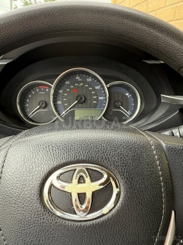 Toyota Corolla 2015, 110,000 km - 1.8 l - Şəmkir