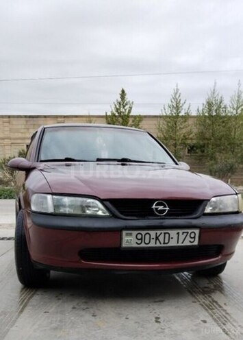 Opel Vectra 1997, 342,000 km - 1.6 l - Salyan